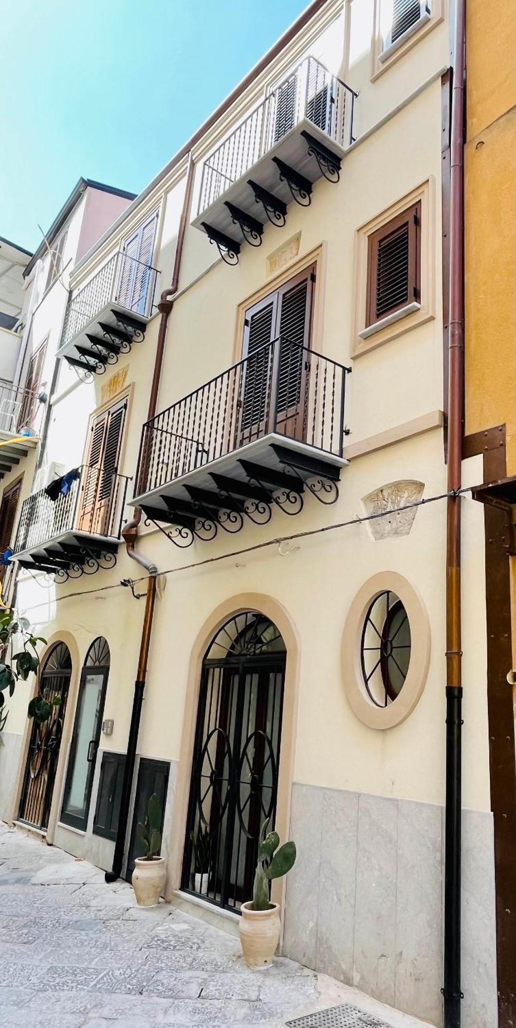 Sikelia Apartment Centro Palermo Exterior photo